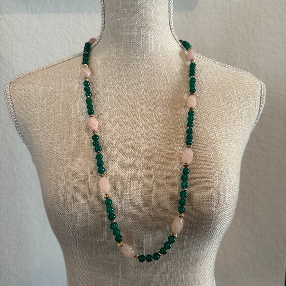 Vintage Rose Quartz and Green Glass Beaded Necklace - Picture 5 of 5